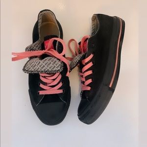 Women’s All Star Converse- Dbl tongue